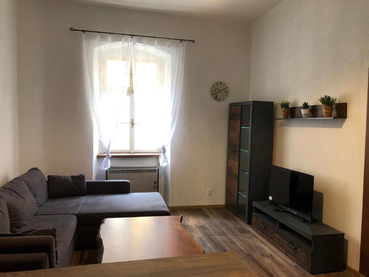 City Apartment Cheb Esterno foto